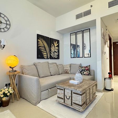 Studio Solace Your Julphars Hidden Gem In Al Reem Apartment Abu Dhabi Exterior photo