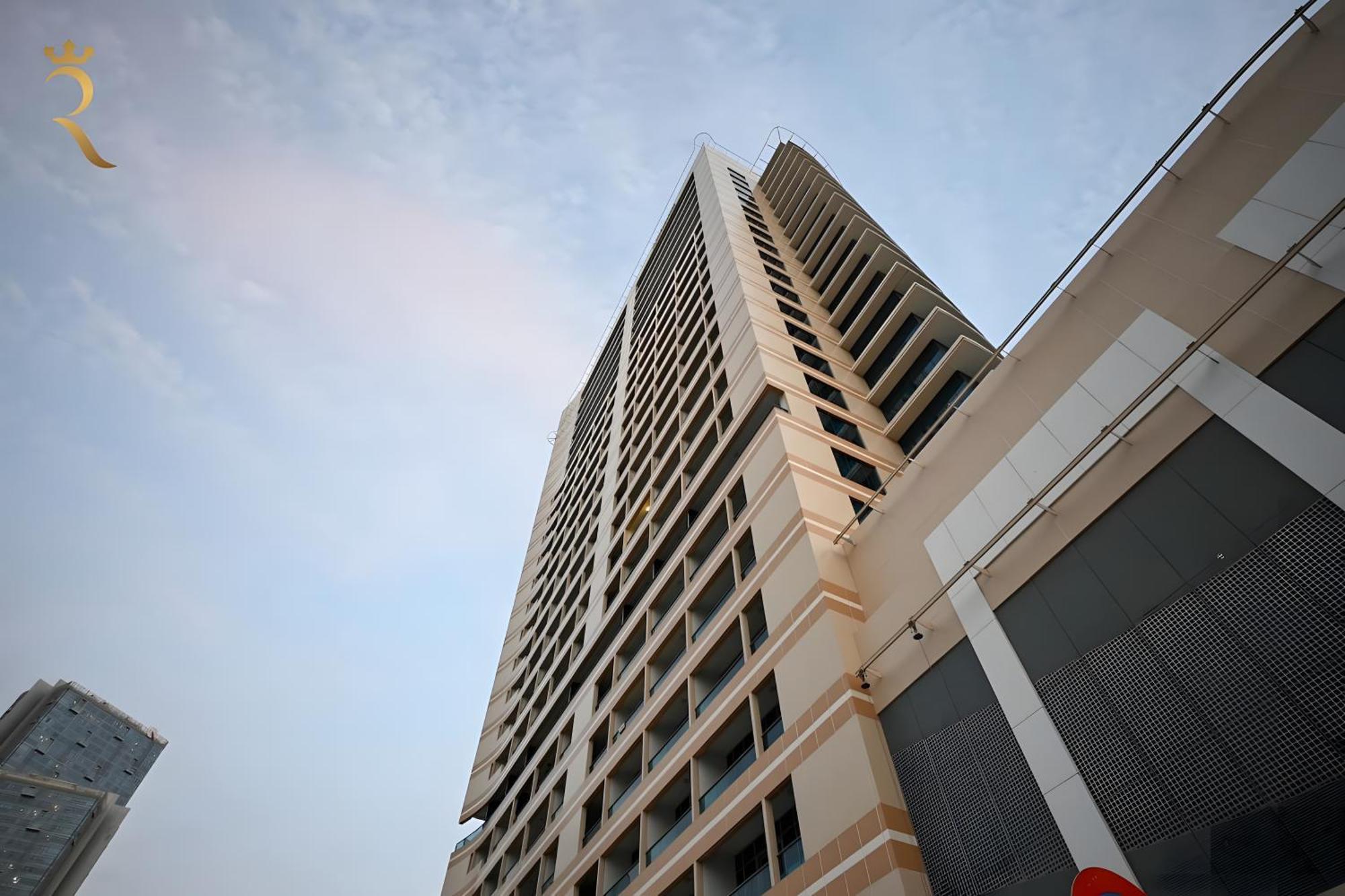 Studio Solace Your Julphars Hidden Gem In Al Reem Apartment Abu Dhabi Exterior photo